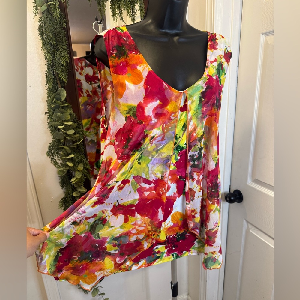 Susan Lawrence Multicolor Floral Sleeveless V-Neck Tunic